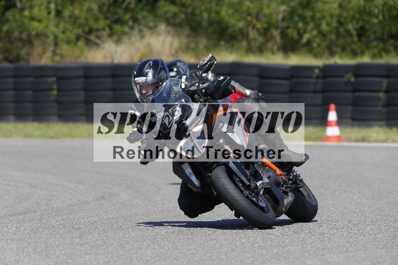 /Archiv-2025/48 25.08.2025 Cornu Master School ADR/gruen-vert/26